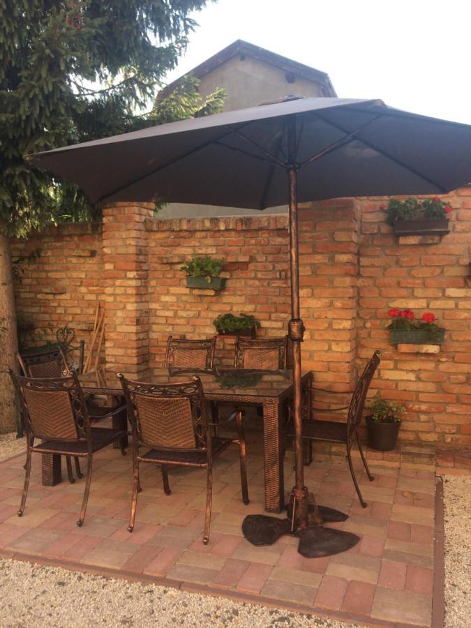 Fodan Apartman Sárvár Esterno foto